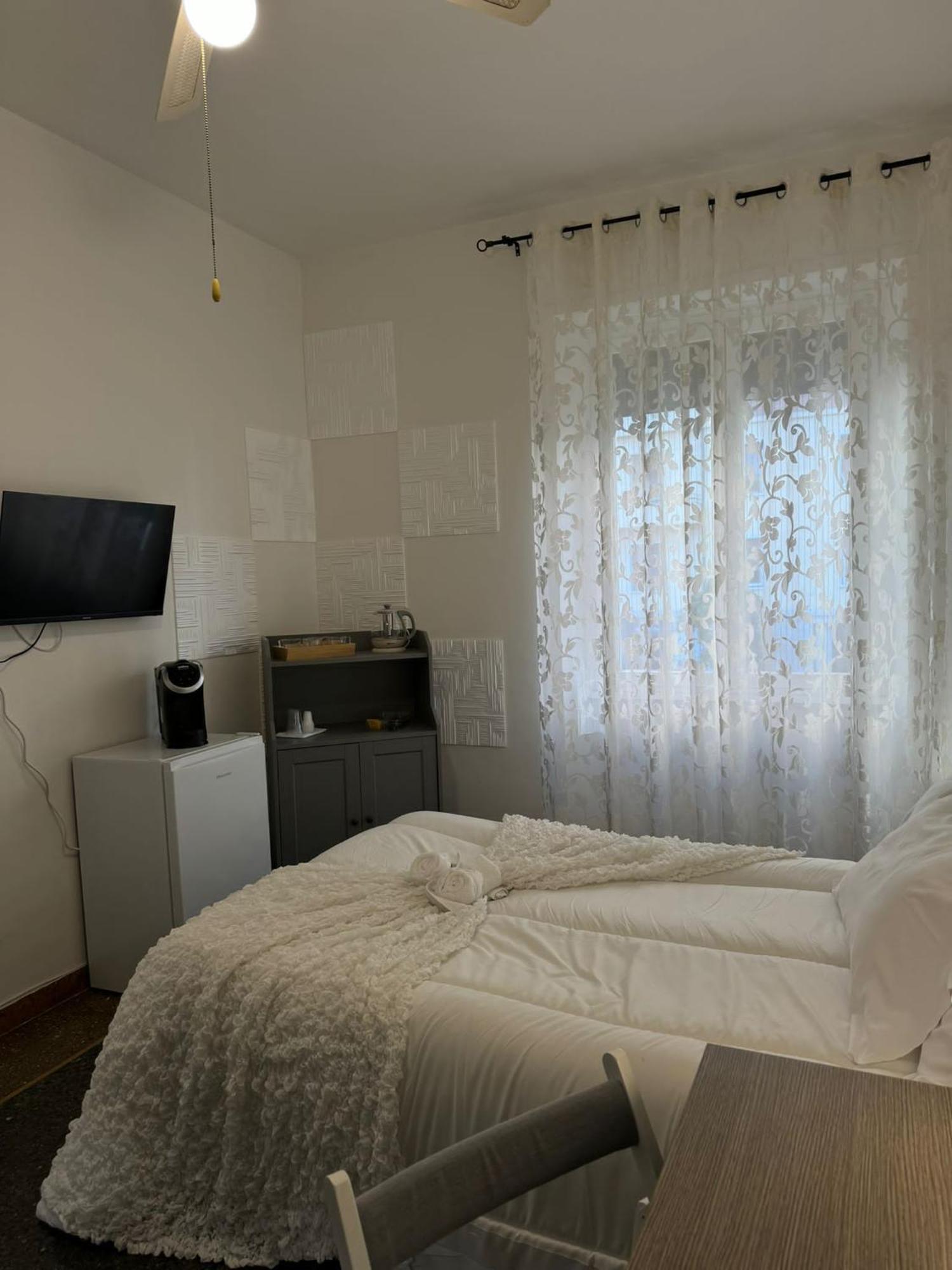 Fenice House Рим Екстериор снимка